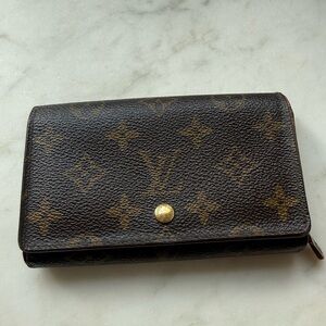 Louis Vuitton Monogram Porte Monnaie Tresor Wallet